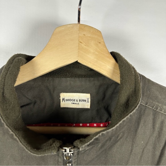 Bridge and Burn Brown Bomber Jacket with Stand-Up Collar and Full-Length Zipper - Picture 4 of 5